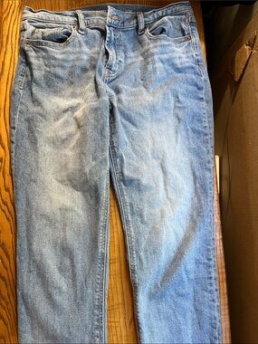 Old Navy Women's Light Blue Boyfriend Jeans